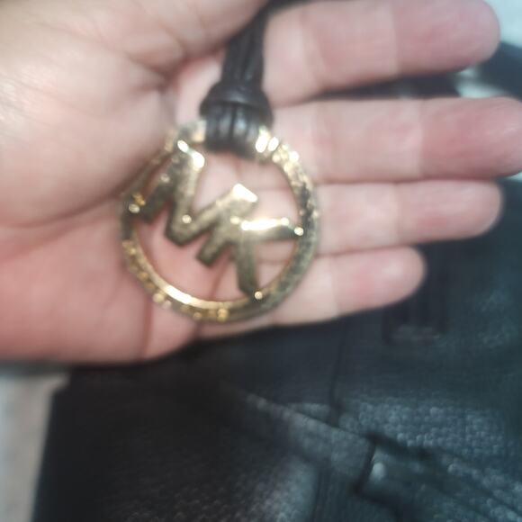 MICHAEL KORS GUC XL LEATHER BLACK ASHBERRY TOTE BAG A - Picture 4 of 8